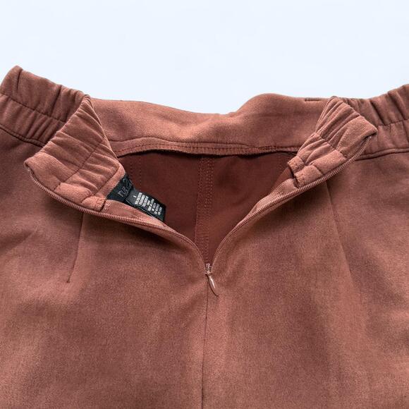 Rue21 Rust Mini Skirt with Silver O-Ring Belt – Size Small | Streetwear Y2K - Picture 5 of 6